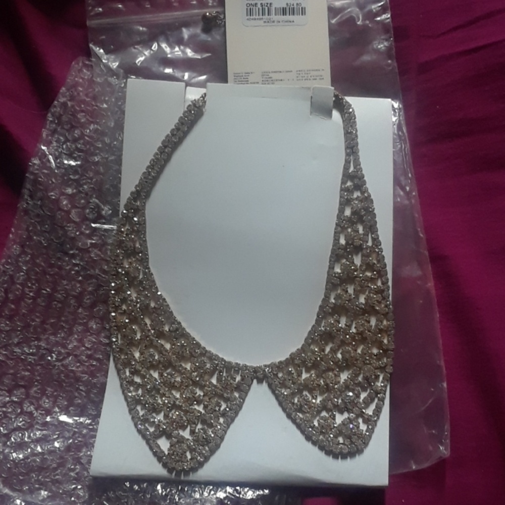 Peter Pan Collar Necklace